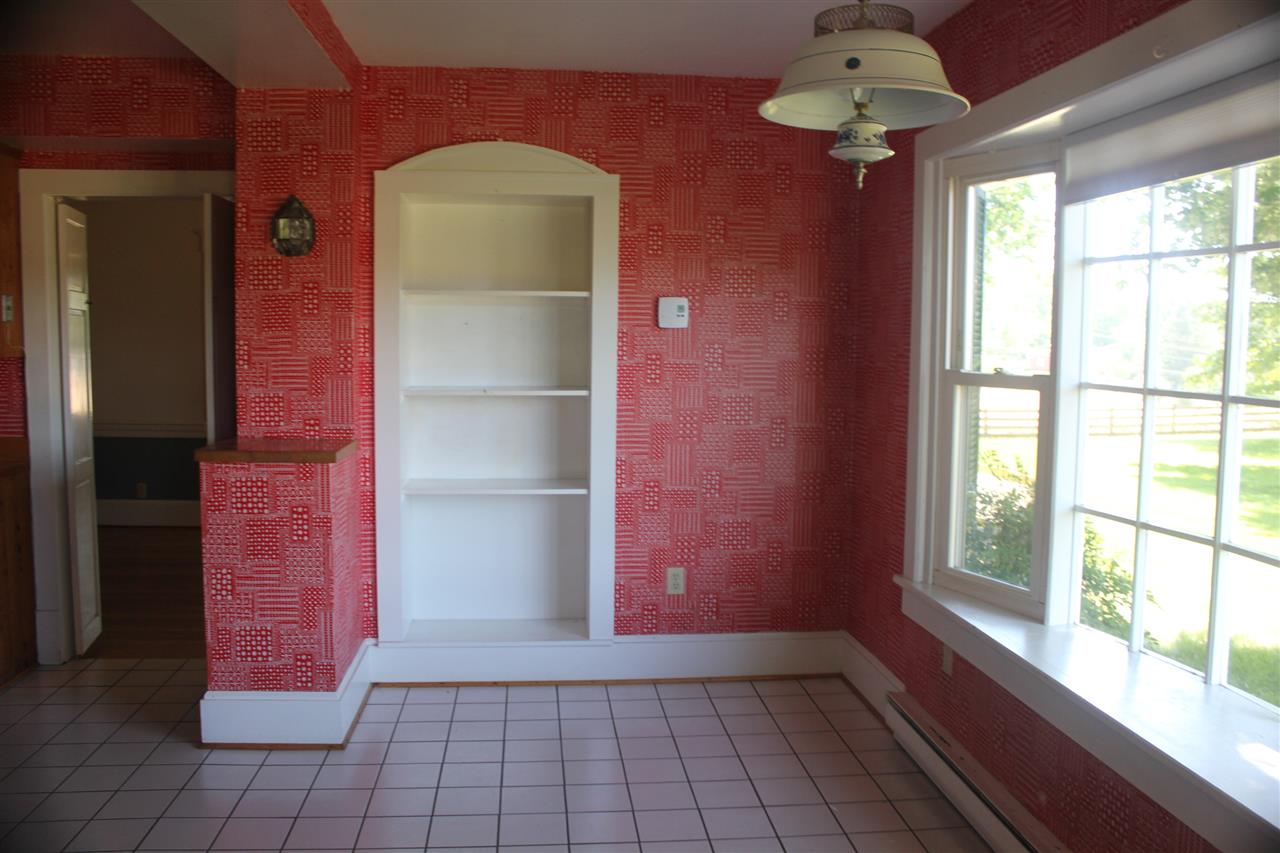395 Kindig Road Waynesboro, VA 22980 - Photo 13 of 45 a view of a hallway with a window