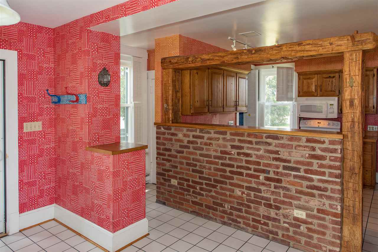 395 Kindig Road Waynesboro, VA 22980 - Photo 14 of 45 a front view of a house with a shower