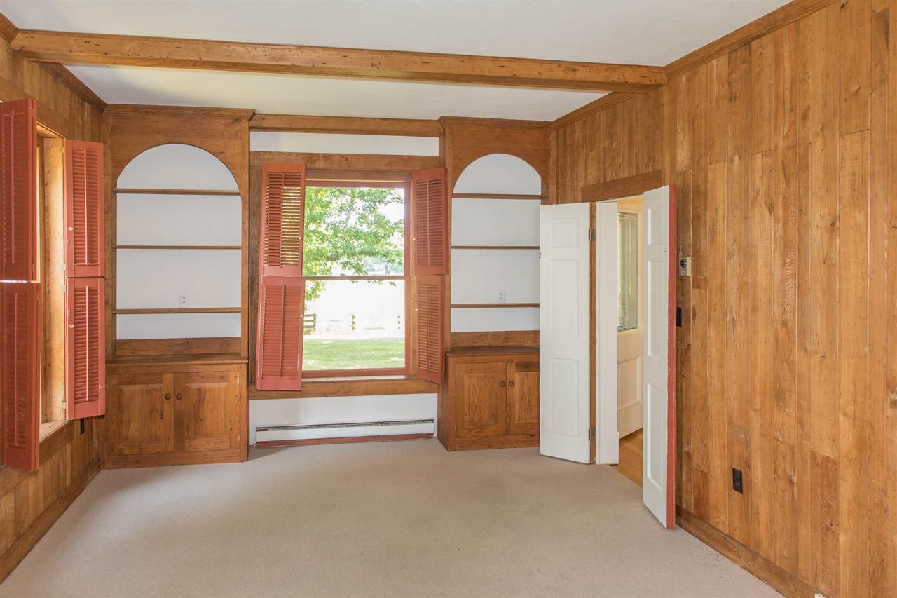 395 Kindig Road Waynesboro, VA 22980 - Photo 25 of 45 a view of empty room with floor to ceiling window
