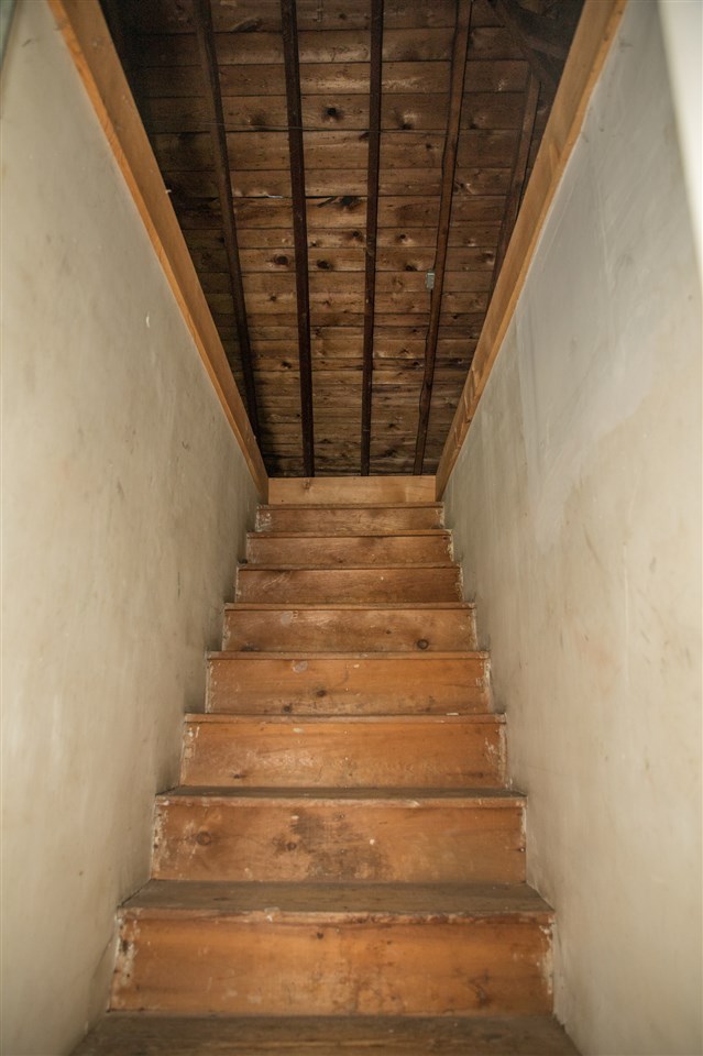 395 Kindig Road Waynesboro, VA 22980 - Photo 37 of 45 a view of entryway