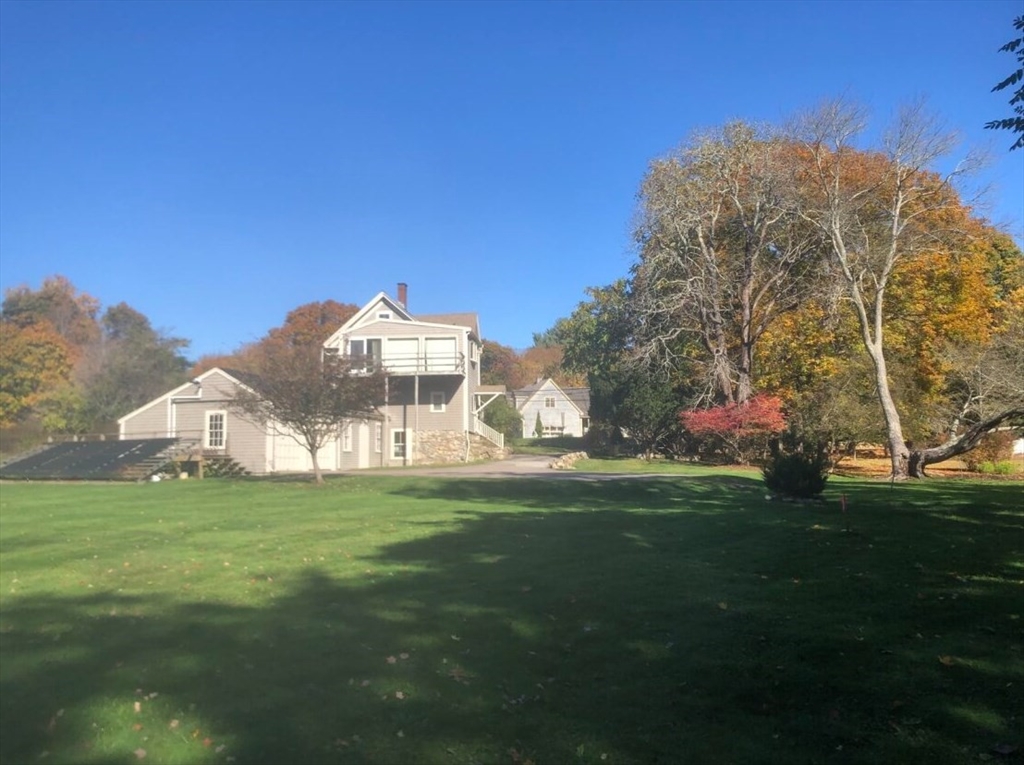 133 Clapp Road Scituate, MA 02066 - Photo 5 of 24 Gallery Image 5