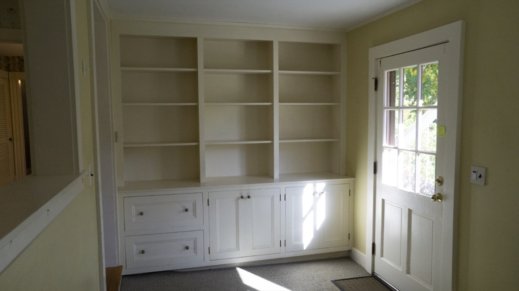133 Clapp Road Scituate, MA 02066 - Photo 10 of 24 Gallery Image 10