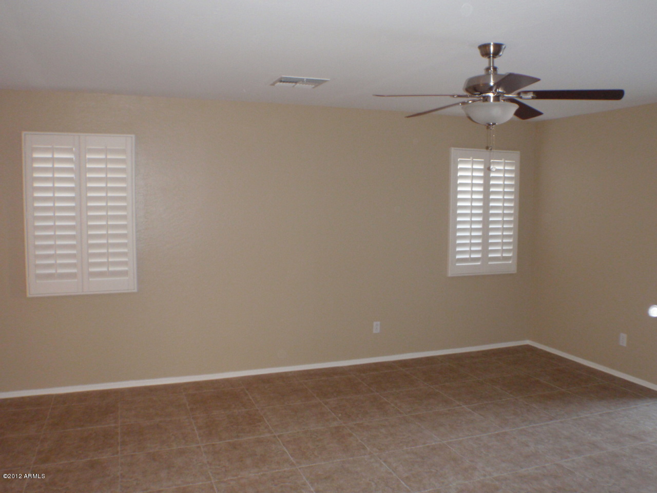 16168 West Calavar Road Surprise, AZ 85379 - Photo 13 of 20 Living room