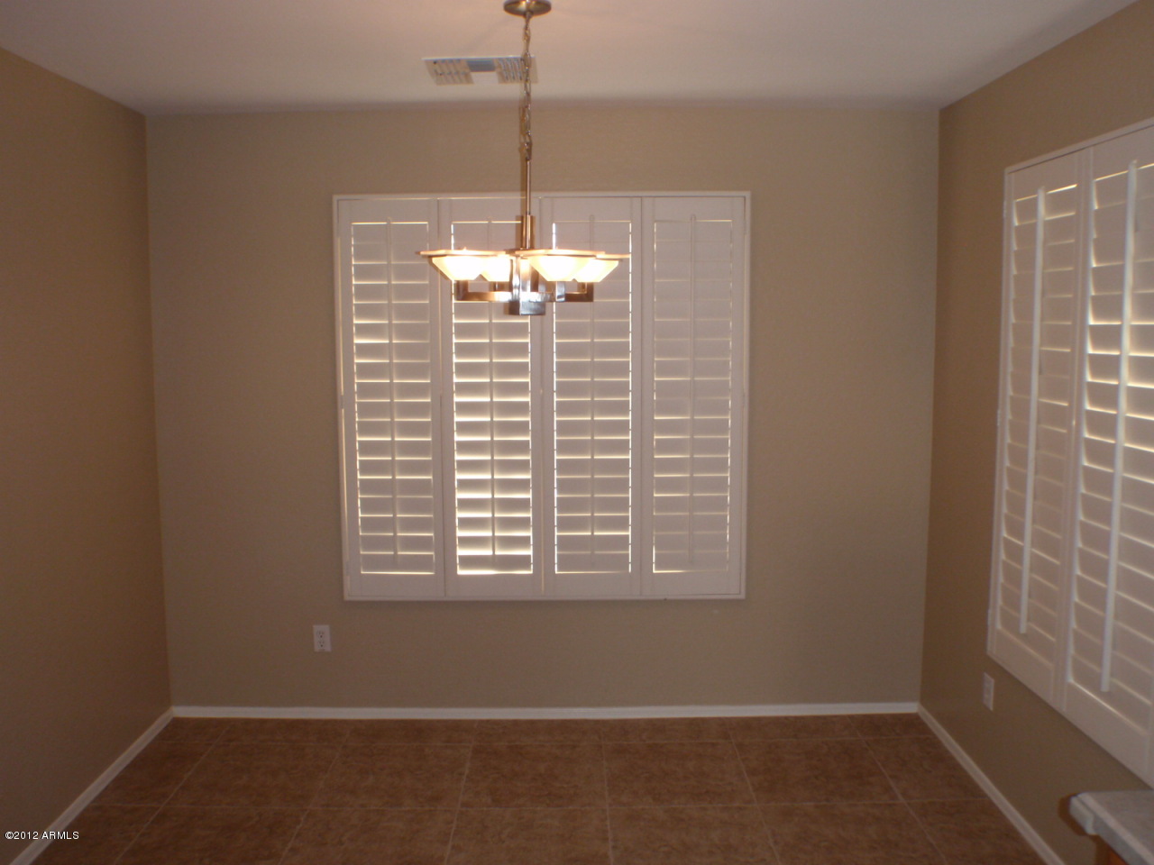 16168 West Calavar Road Surprise, AZ 85379 - Photo 10 of 20 Eating Area