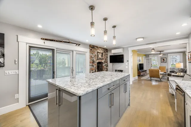 $2,995,000 | 15 Center Street, Provincetown, MA 02657