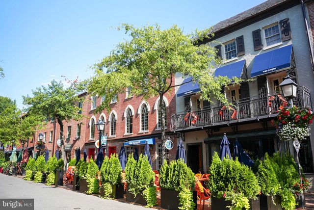 a view of outdoor space with a garden and entertaining space