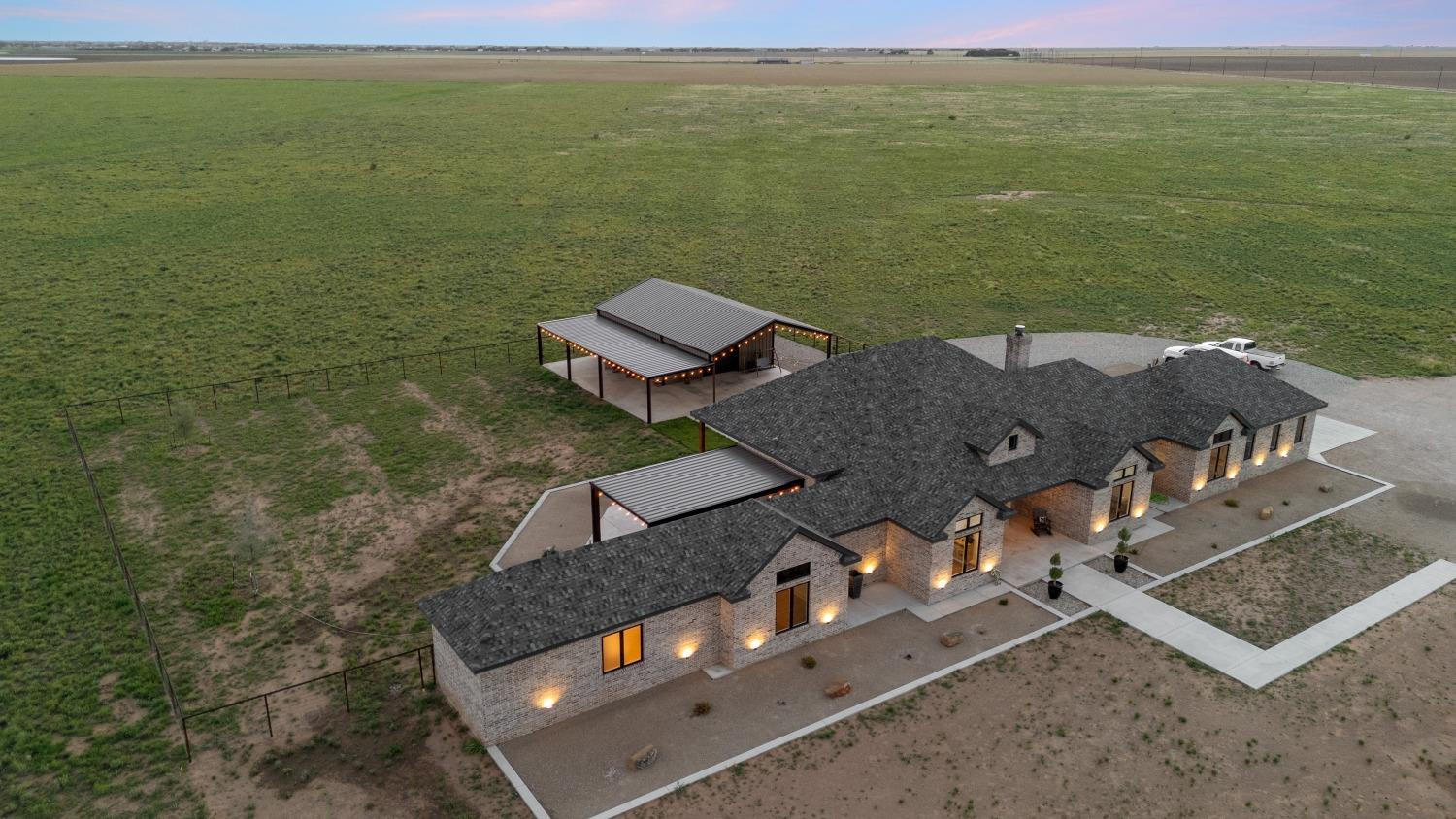 1887 County Road Levelland, TX 79336 - Photo 7 of 47 Photo 7
