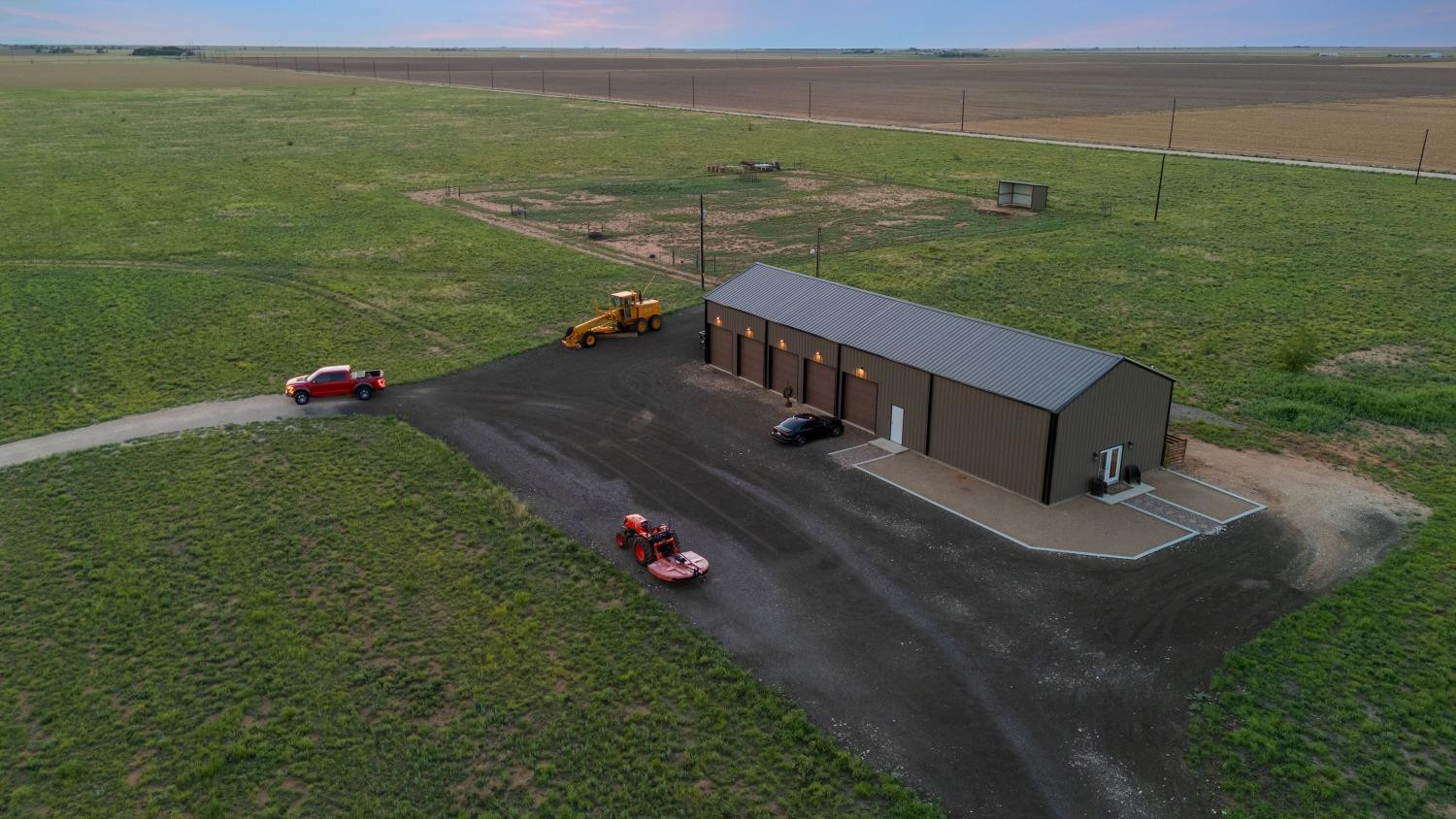 1887 County Road Levelland, TX 79336 - Photo 10 of 47 Photo 10