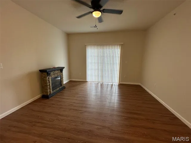 $1,450 | 131 Harmony Mdws Court, Dardenne Prairie, MO 63368