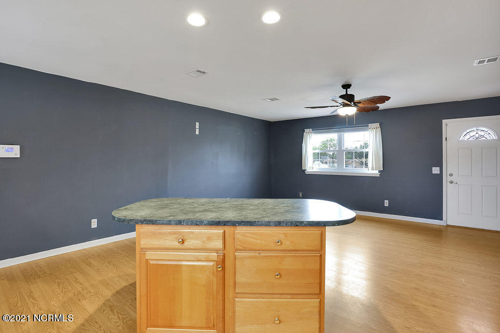302 Burbank Road Wilmington, NC 28412 - Photo 15 of 30 302BurbankRoad-13