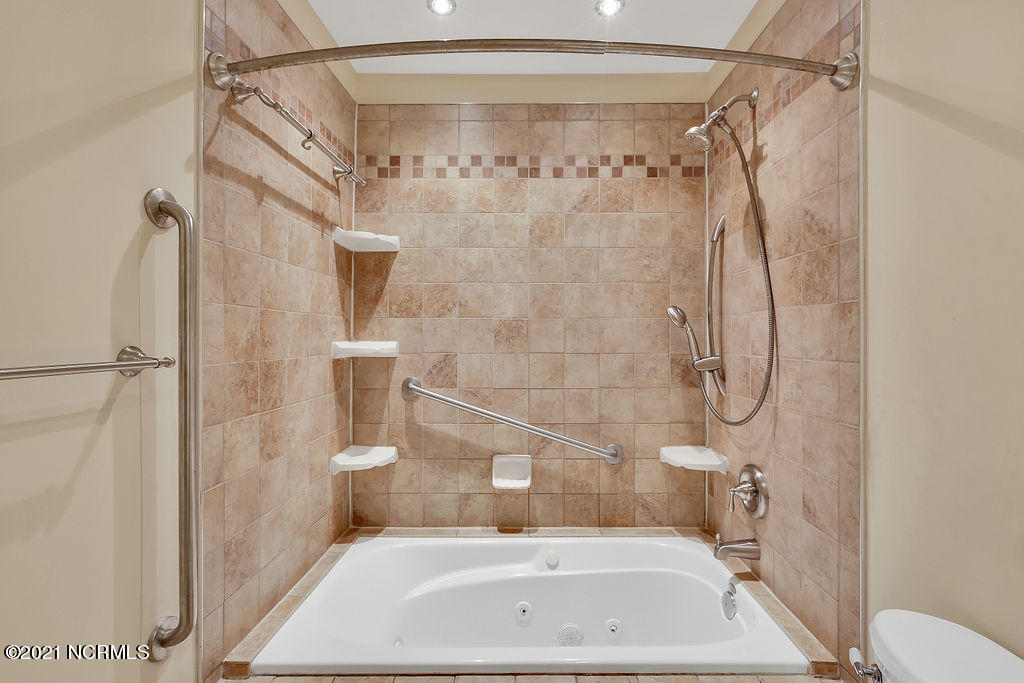 302 Burbank Road Wilmington, NC 28412 - Photo 4 of 30 302BurbankRoad-21