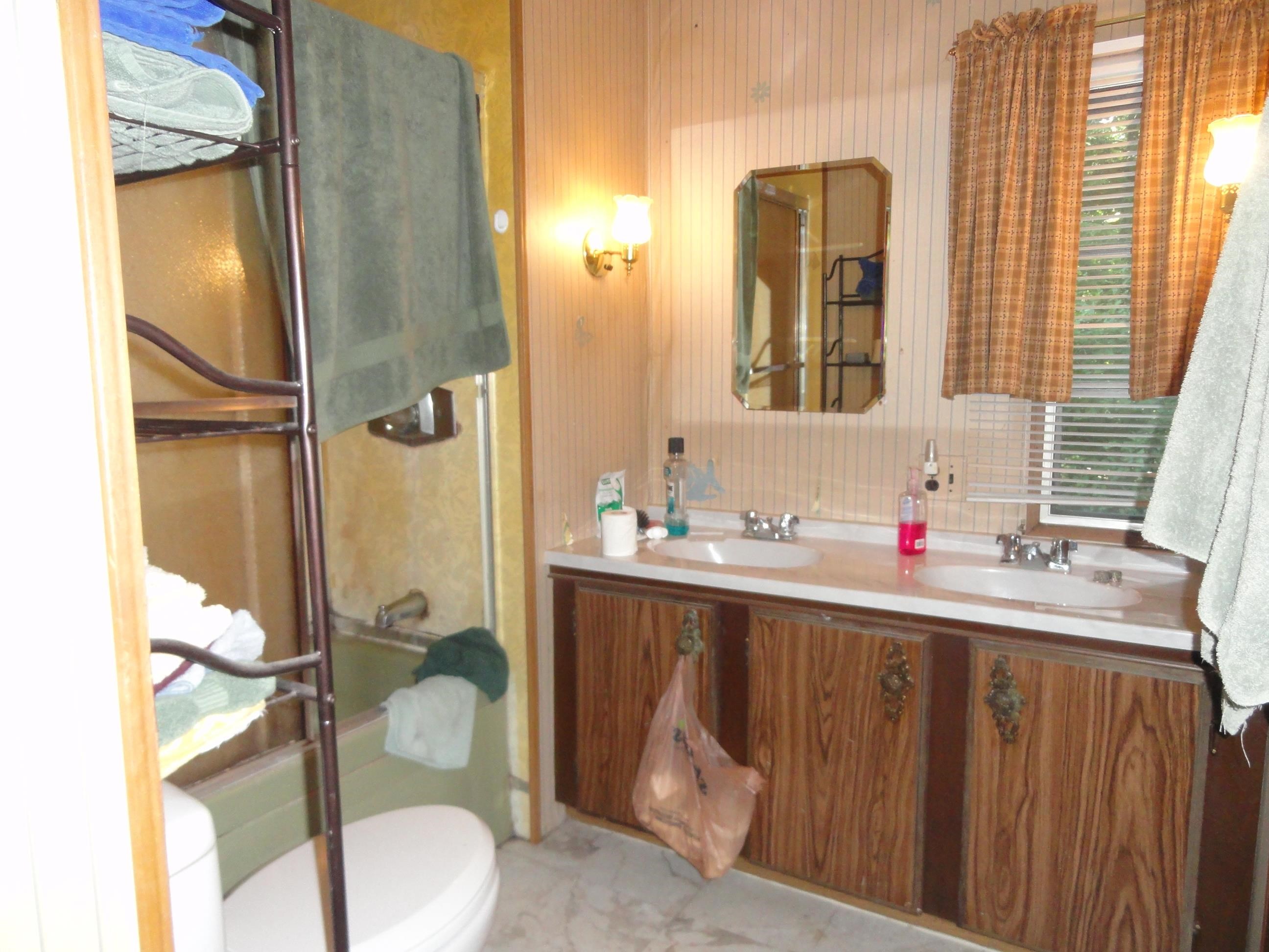 242 Bascom Road Newport, NH 03773 - Photo 7 of 13