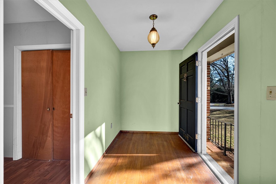 308 Woodfern Circle Anderson, SC 29625 - Photo 11 of 29