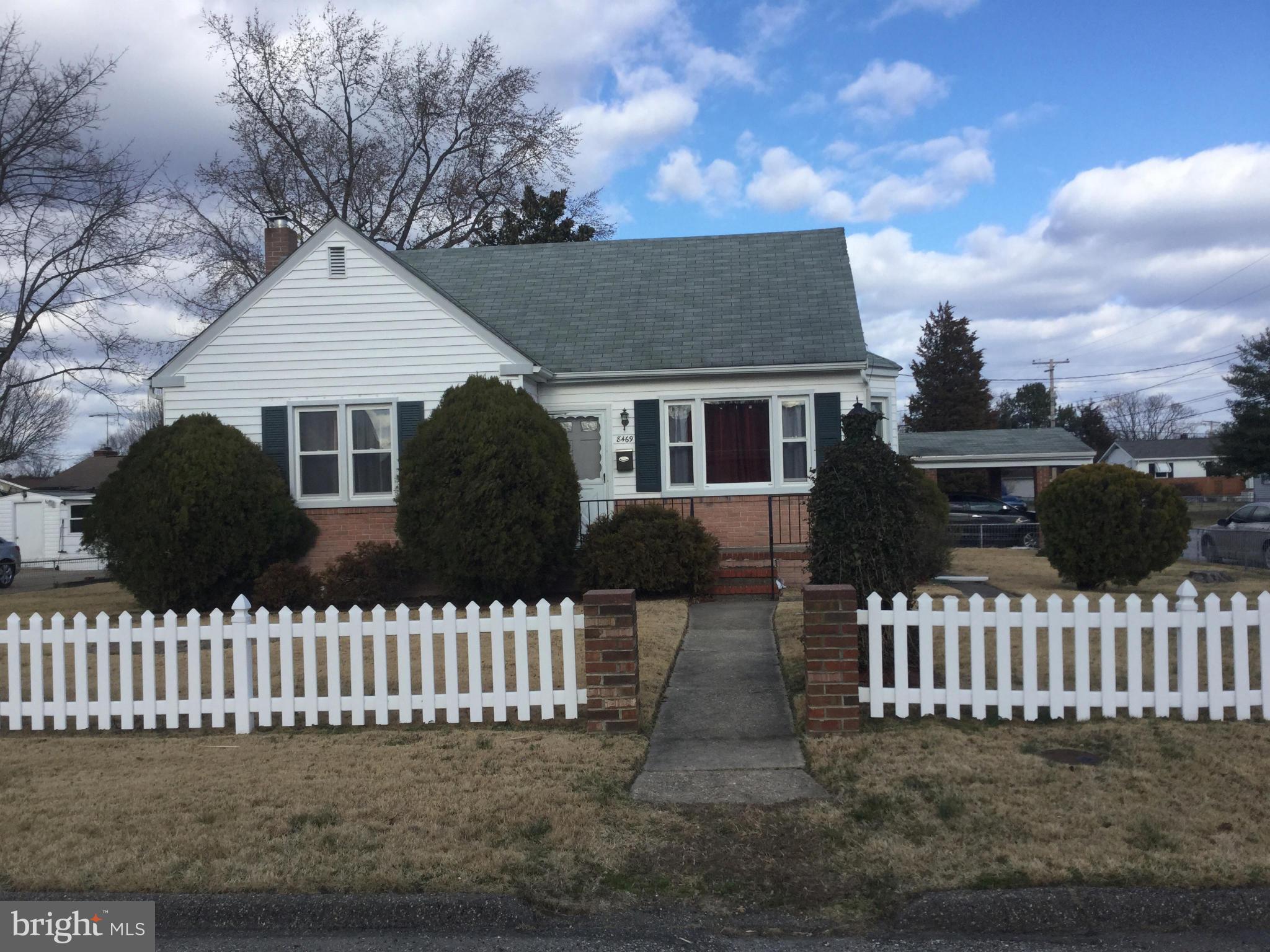 8469 Geneva Road Pasadena, MD 21122 - Photo 5 of 5 Exterior (Front)
