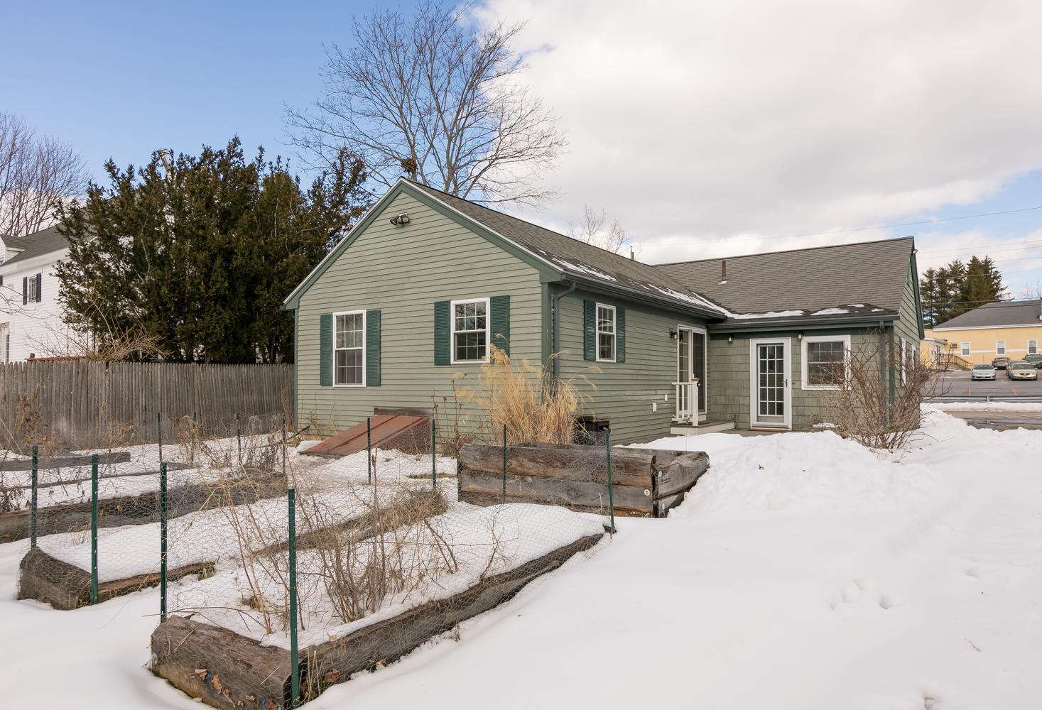 28 Victor Road Portland, ME 04103 - Photo 2 of 44 28 Victor Rd Portland ME 04103-large-002