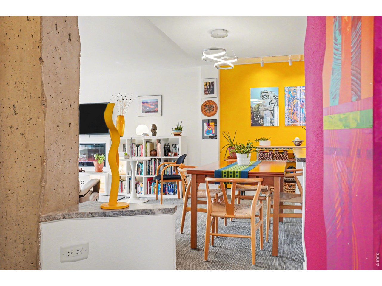 1020 15th Street, Unit 32L Denver, CO 80202 - Photo 13 of 32 a dining room filled with furniture and a window