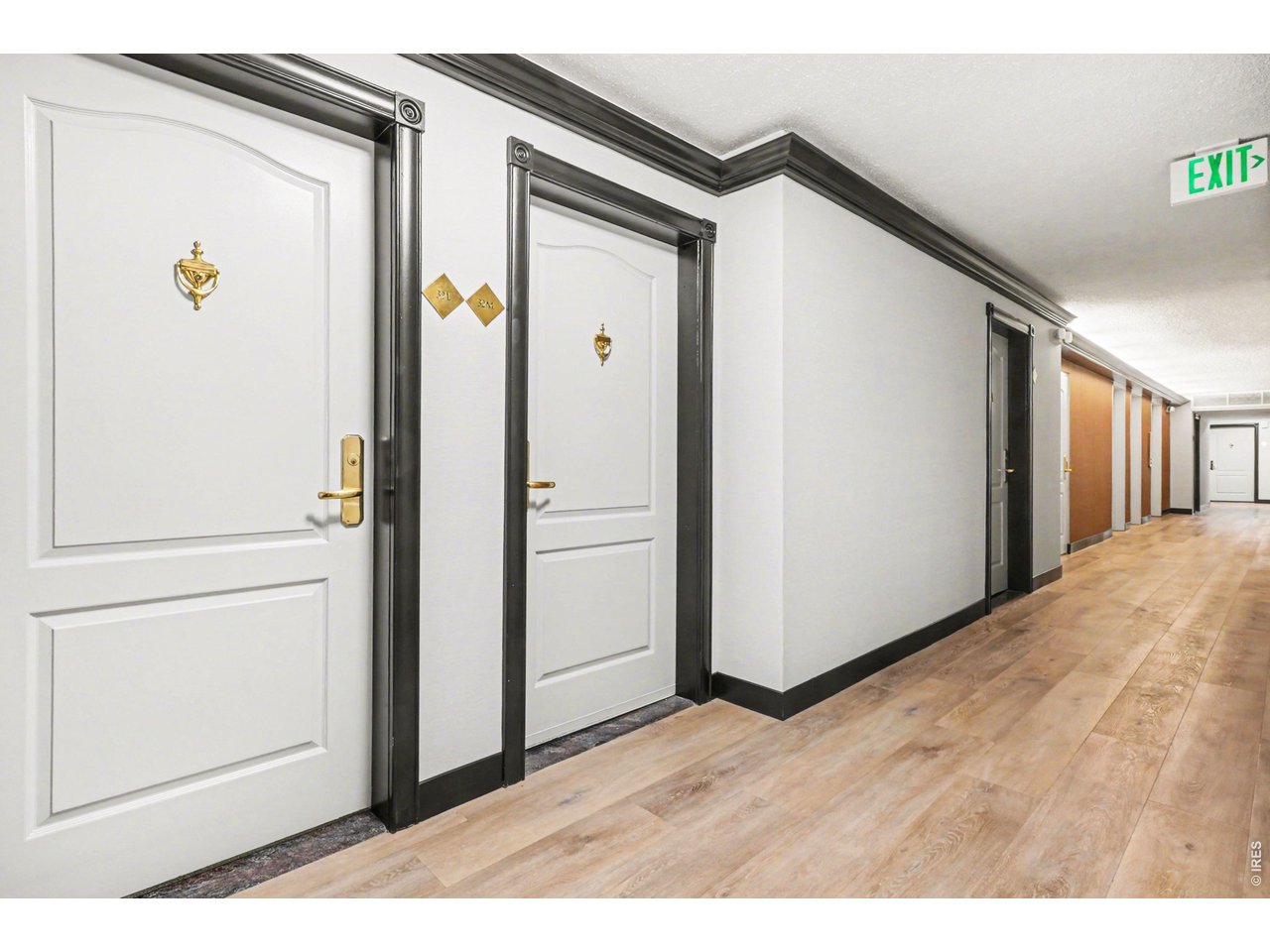 1020 15th Street, Unit 32L Denver, CO 80202 - Photo 26 of 32 a view of a house with wooden floor