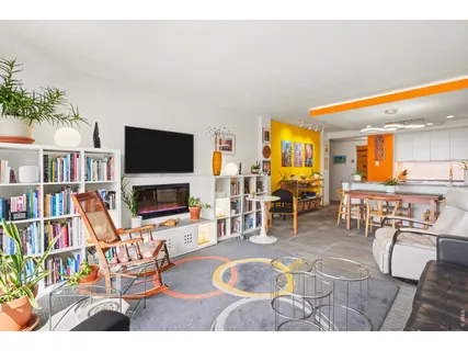 $349,000 | 1020 15th Street, Unit 32L, Denver, CO 80202