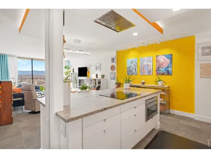 $349,000 | 1020 15th Street, Unit 32L, Denver, CO 80202