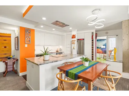 $349,000 | 1020 15th Street, Unit 32L, Denver, CO 80202