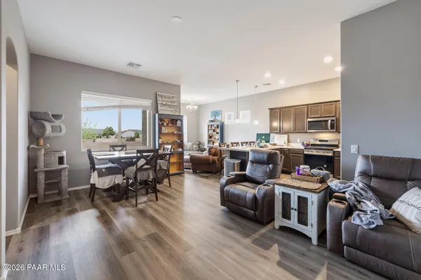 $425,000 | 5626 North Brinson Lane, Unit 11, Prescott Valley, AZ 86314