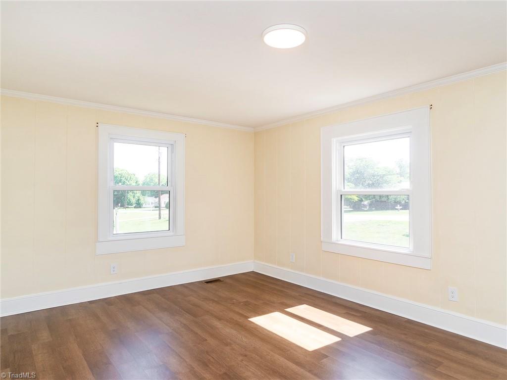 415 North First Street Mebane, NC 27302 - Photo 6 of 38