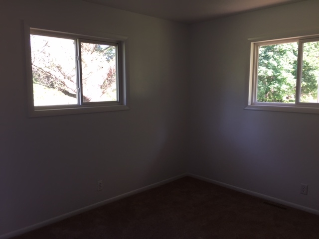 3553 South Shepherd Road Mount Pleasant, MI 48858 - Photo 12 of 20 1818075-11.JPG