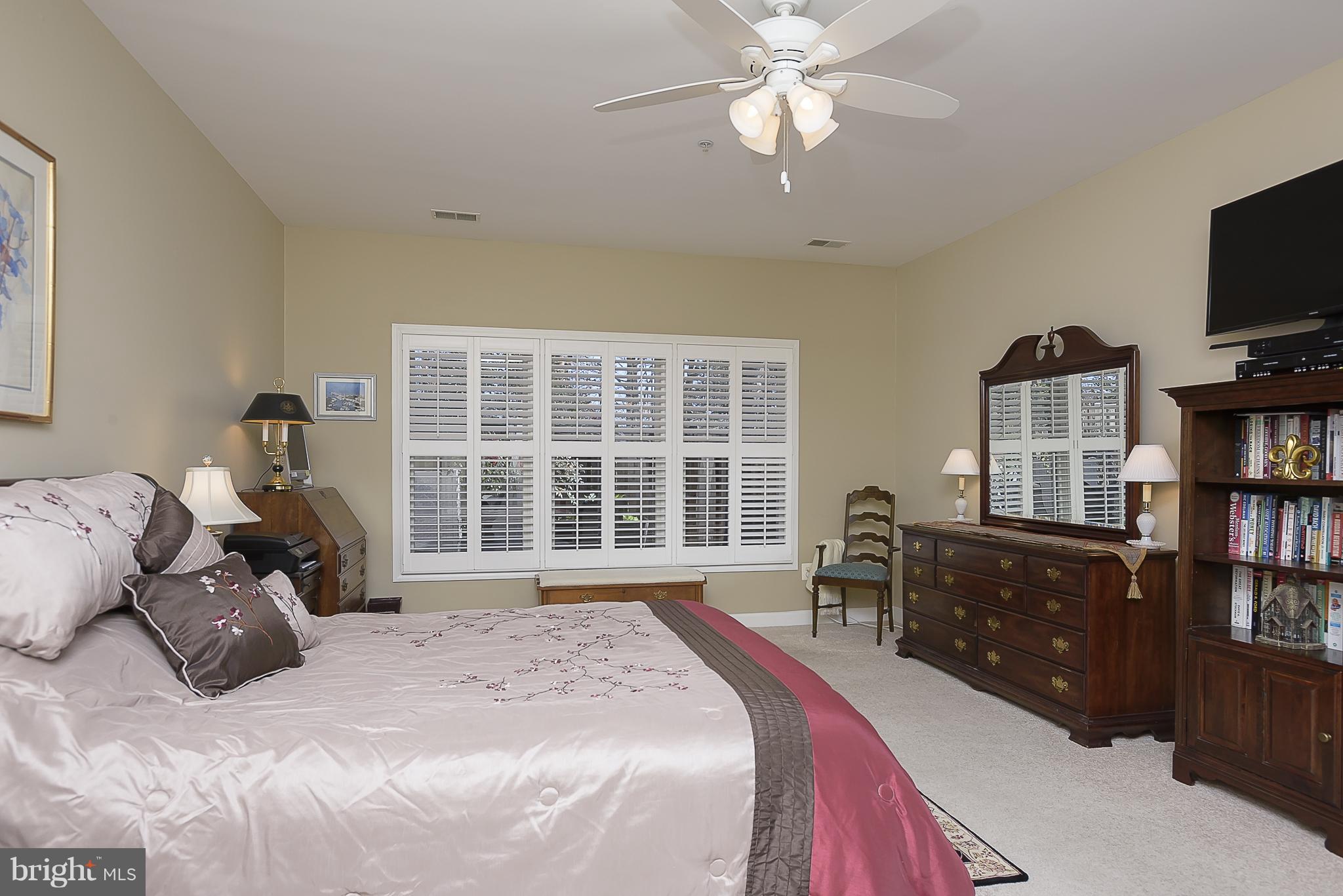 369 Colony Point Place Edgewater, MD 21037 - Photo 16 of 29 Bedroom (Master)