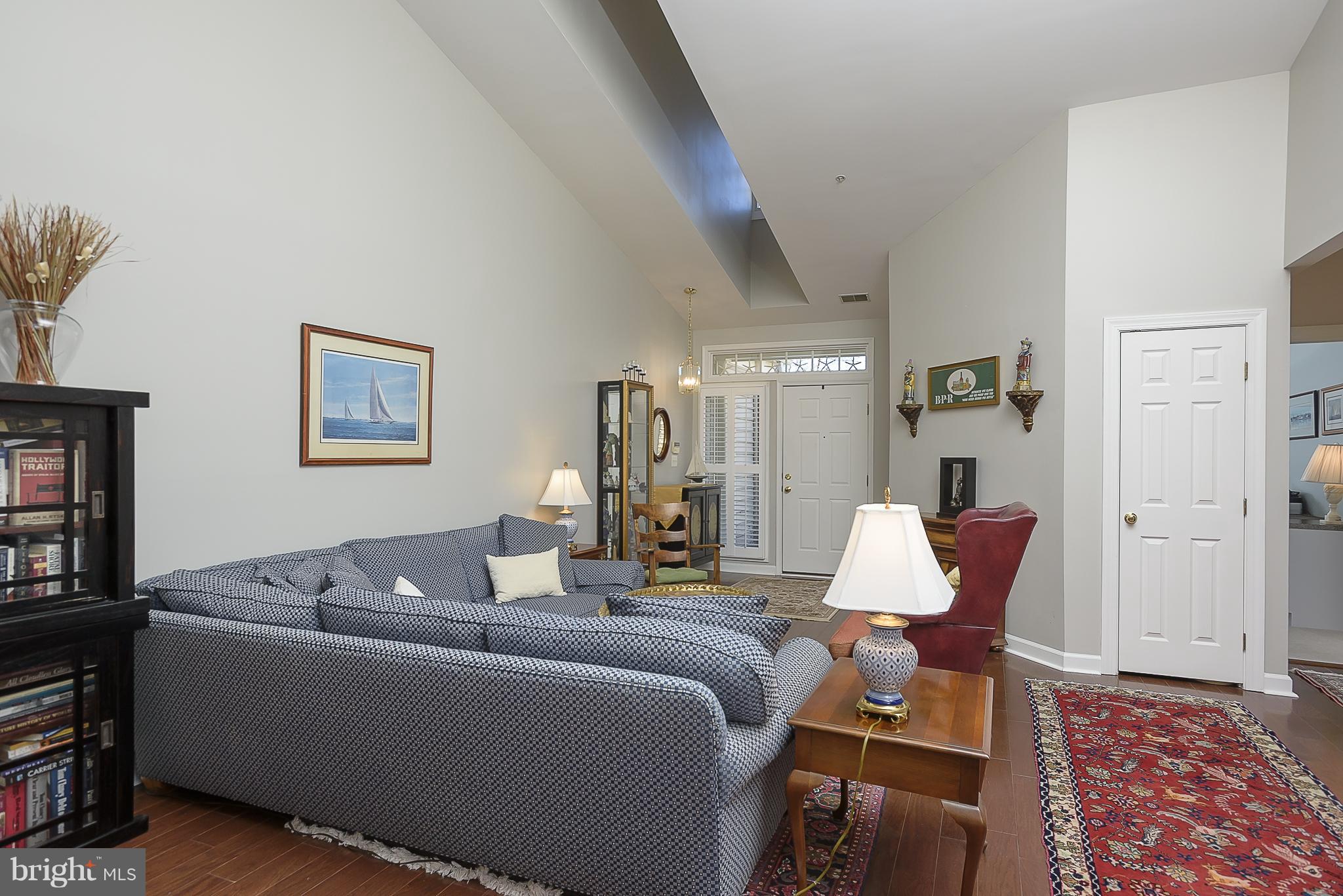 369 Colony Point Place Edgewater, MD 21037 - Photo 6 of 29 Living Room