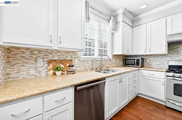 $1,195,000 | 223 Birch Creek Drive, Pleasanton, CA 94566