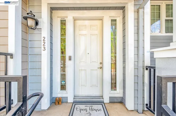 $1,195,000 | 223 Birch Creek Drive, Pleasanton, CA 94566