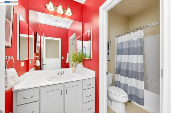 $1,195,000 | 223 Birch Creek Drive, Pleasanton, CA 94566