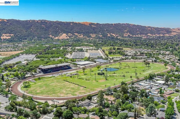 $1,195,000 | 223 Birch Creek Drive, Pleasanton, CA 94566