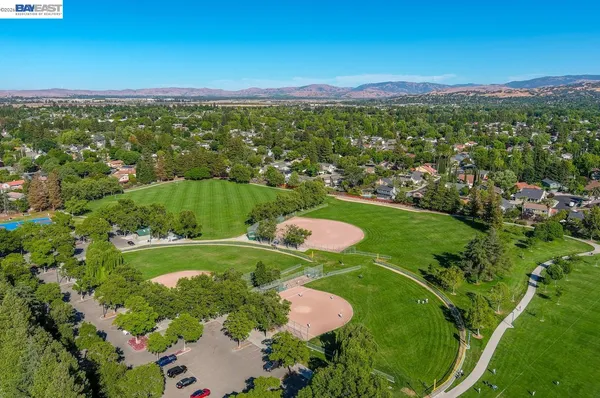 $1,195,000 | 223 Birch Creek Drive, Pleasanton, CA 94566