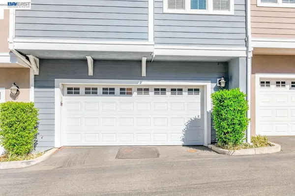 $1,195,000 | 223 Birch Creek Drive, Pleasanton, CA 94566