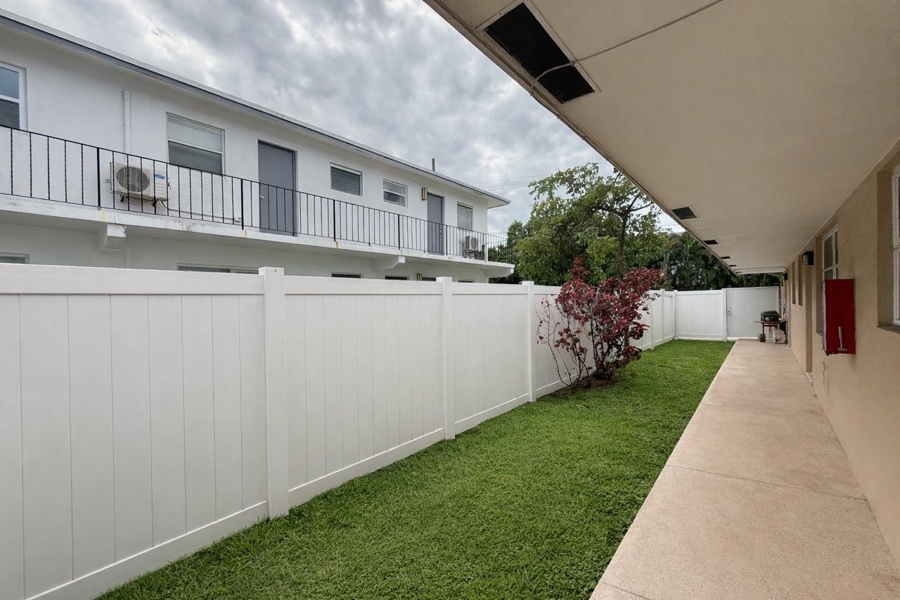 1441 Miami Road, Unit 1 Fort Lauderdale, FL 33316 - Photo 16 of 17 Photo 16