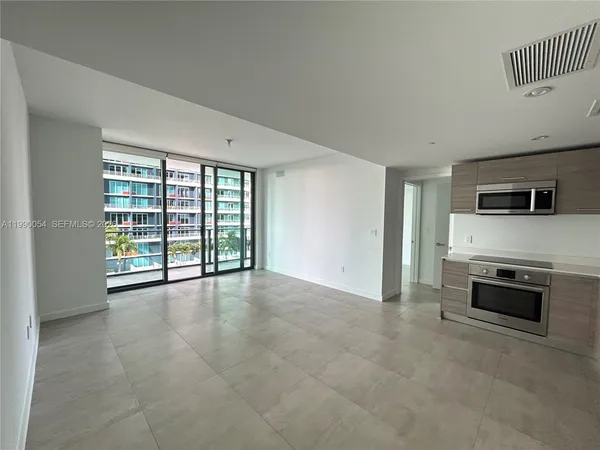 $3,400 | 1300 South Miami Avenue, Unit 1607, Miami, FL 33130