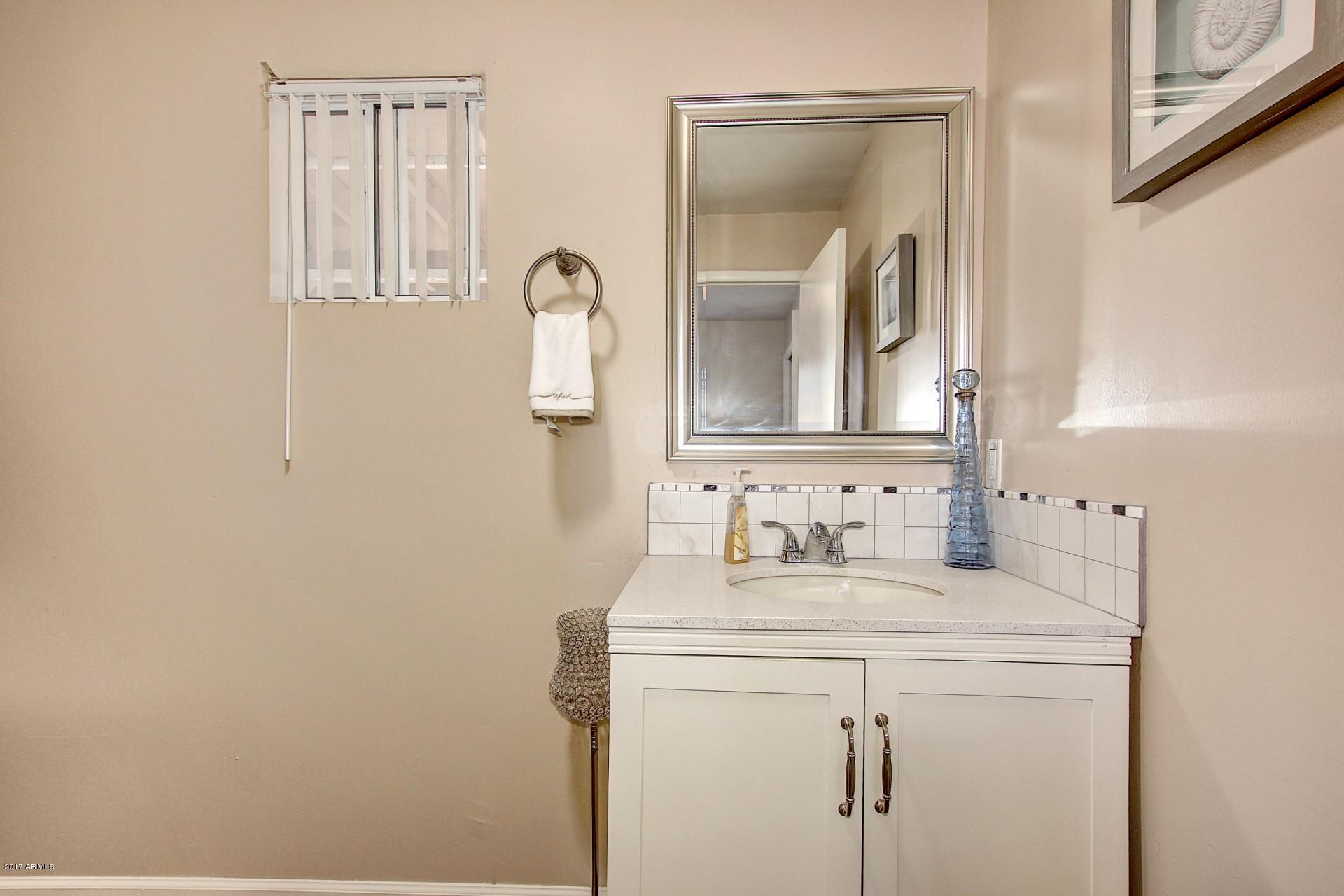 1141 West Portland Street Phoenix, AZ 85007 - Photo 42 of 45 0041-Portland - 1141 (16)