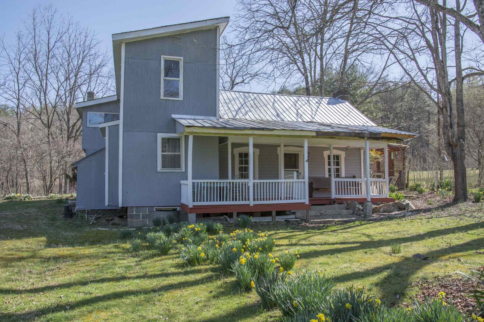 448 Pig Run Road Millboro, VA 24460 - Photo 1 of 29 Gallery Image 1