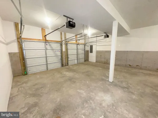 a view of a garage