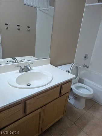 $1,950 | 2445 Cliffwood Drive, Henderson, NV 89074