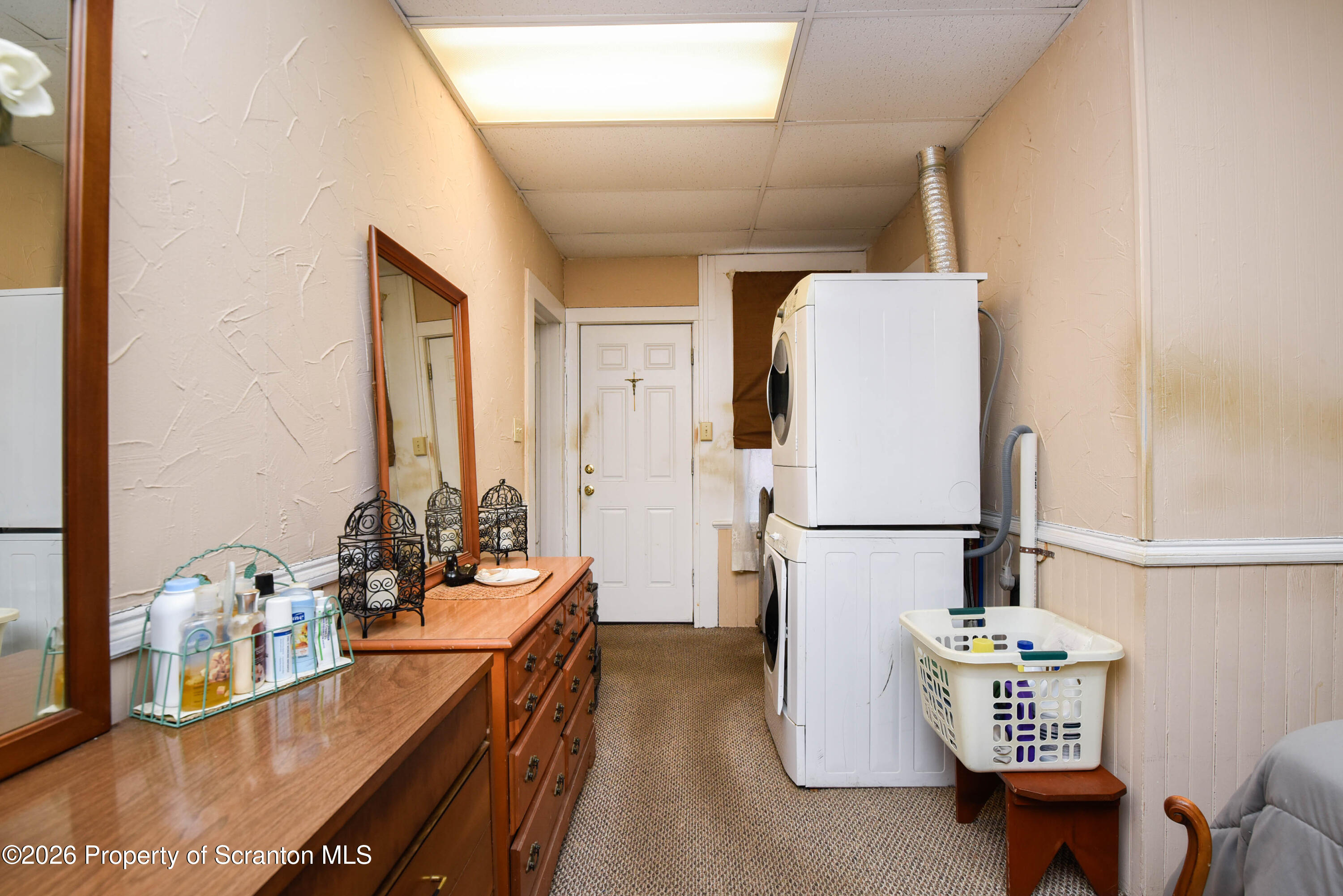 520 Main Street Archbald, PA 18403 - Photo 19 of 47 a kitchen with refrigerator and table