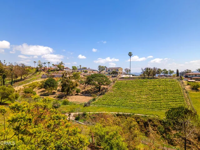 $725,000 | 154 Cerro Crest Drive, Camarillo, CA 93010