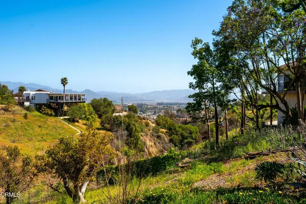 $725,000 | 154 Cerro Crest Drive, Camarillo, CA 93010