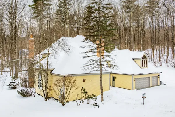 $1,425,000 | 932 McNamara Road, Dorset, VT 05251