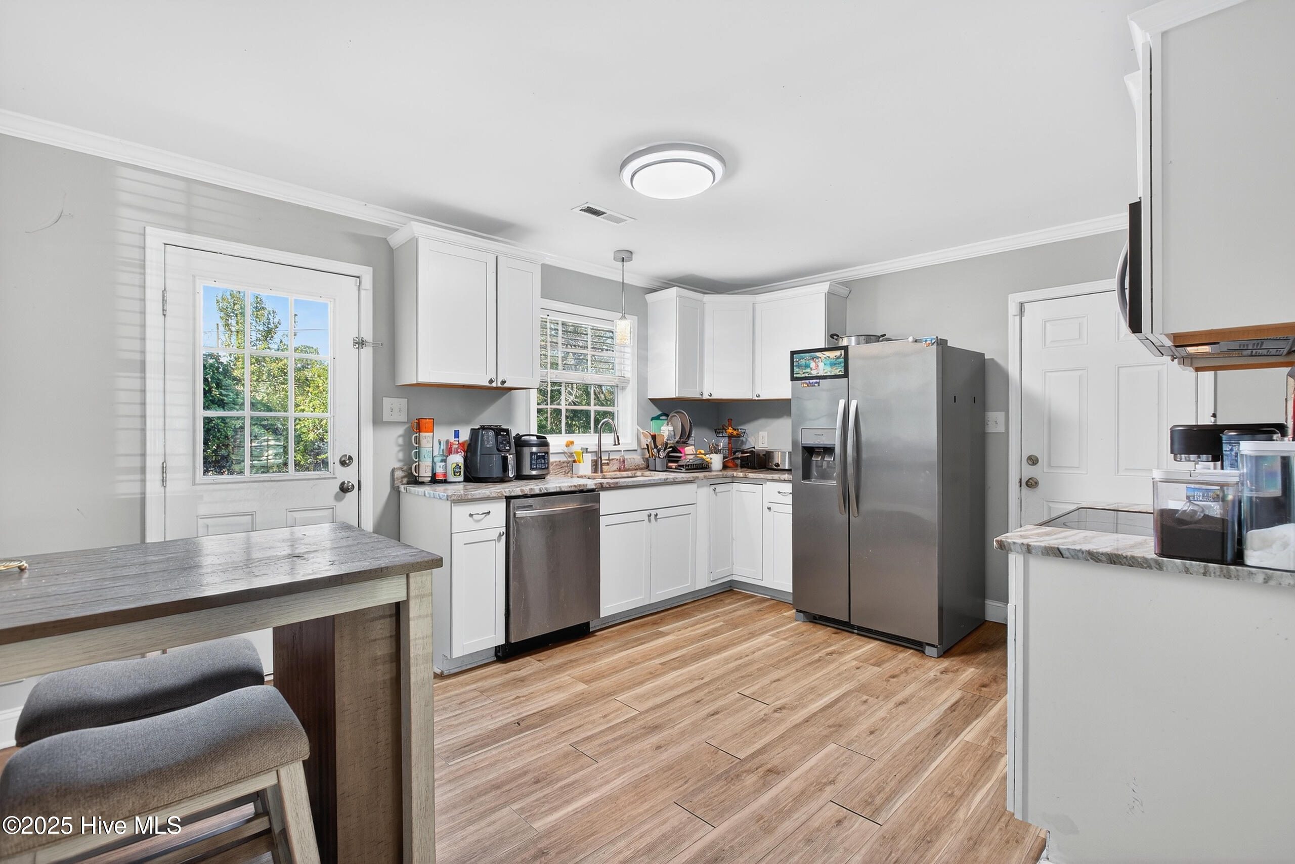 218 Forest View Drive Havelock, NC 28532 - Photo 6 of 19 06