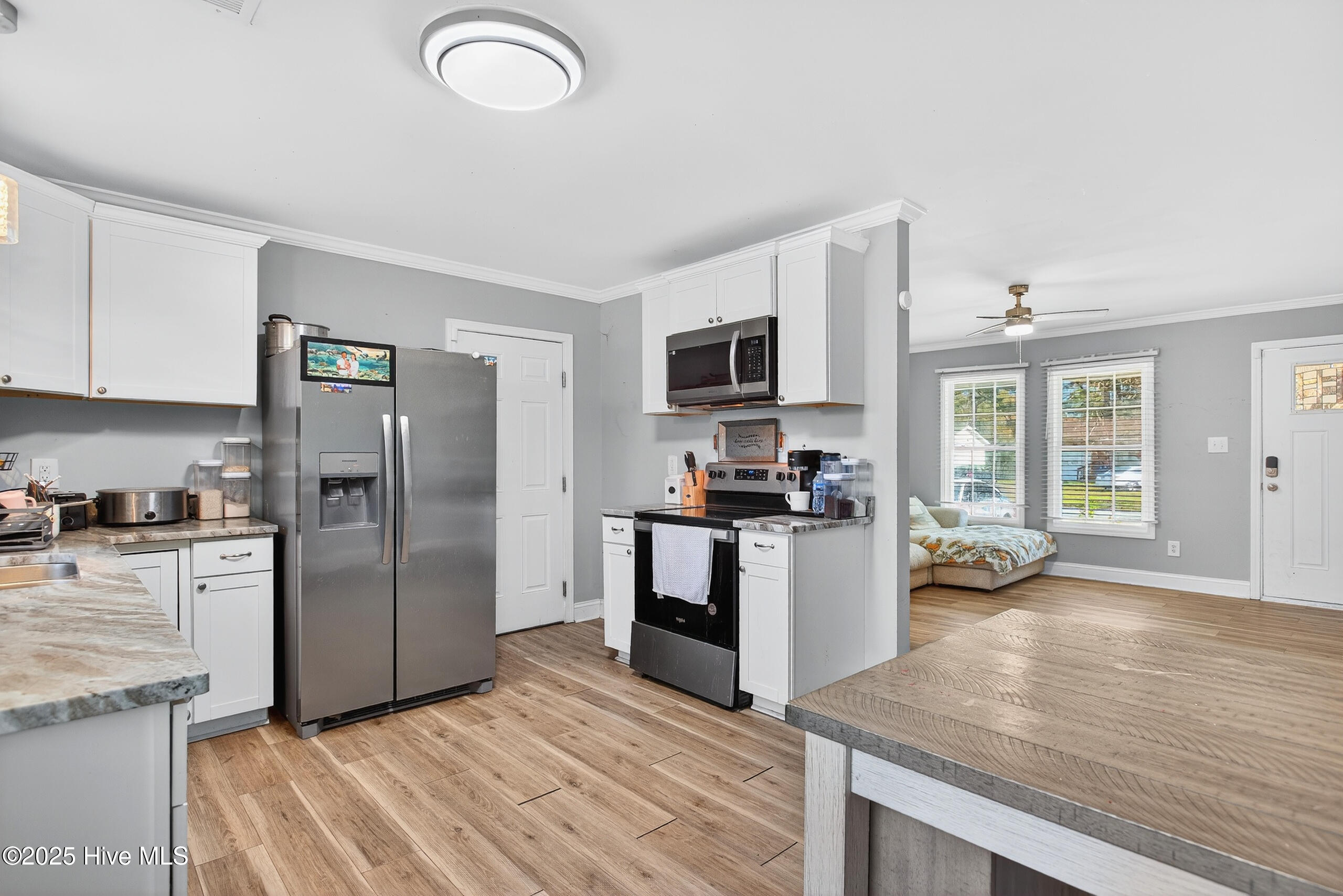 218 Forest View Drive Havelock, NC 28532 - Photo 7 of 19 07