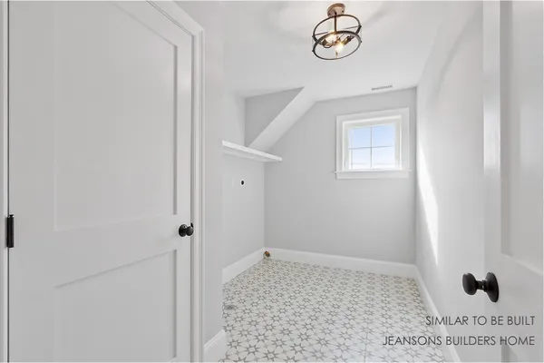 a picture of white wall with a dry space