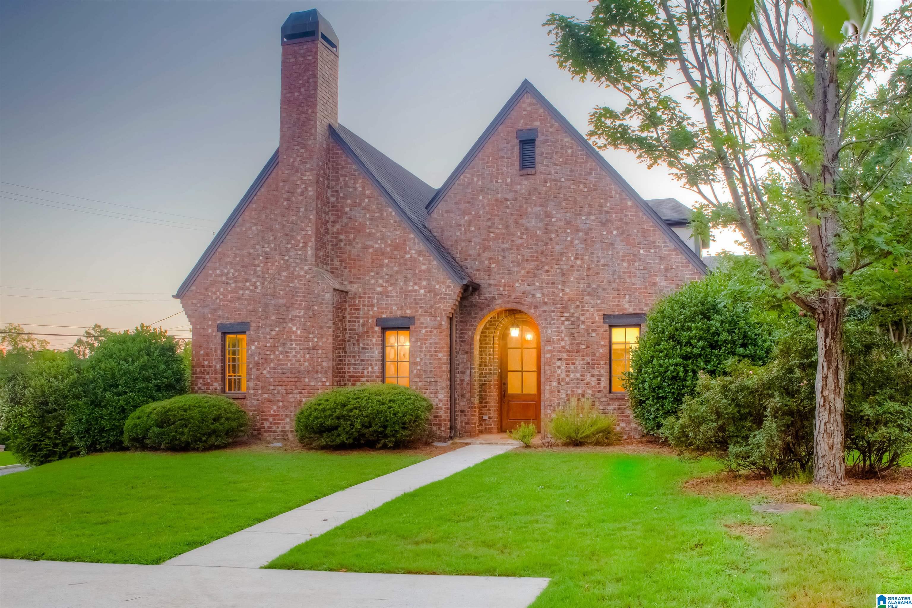 918 Chestnut Street Birmingham, AL 35216 - Photo 1 of 41