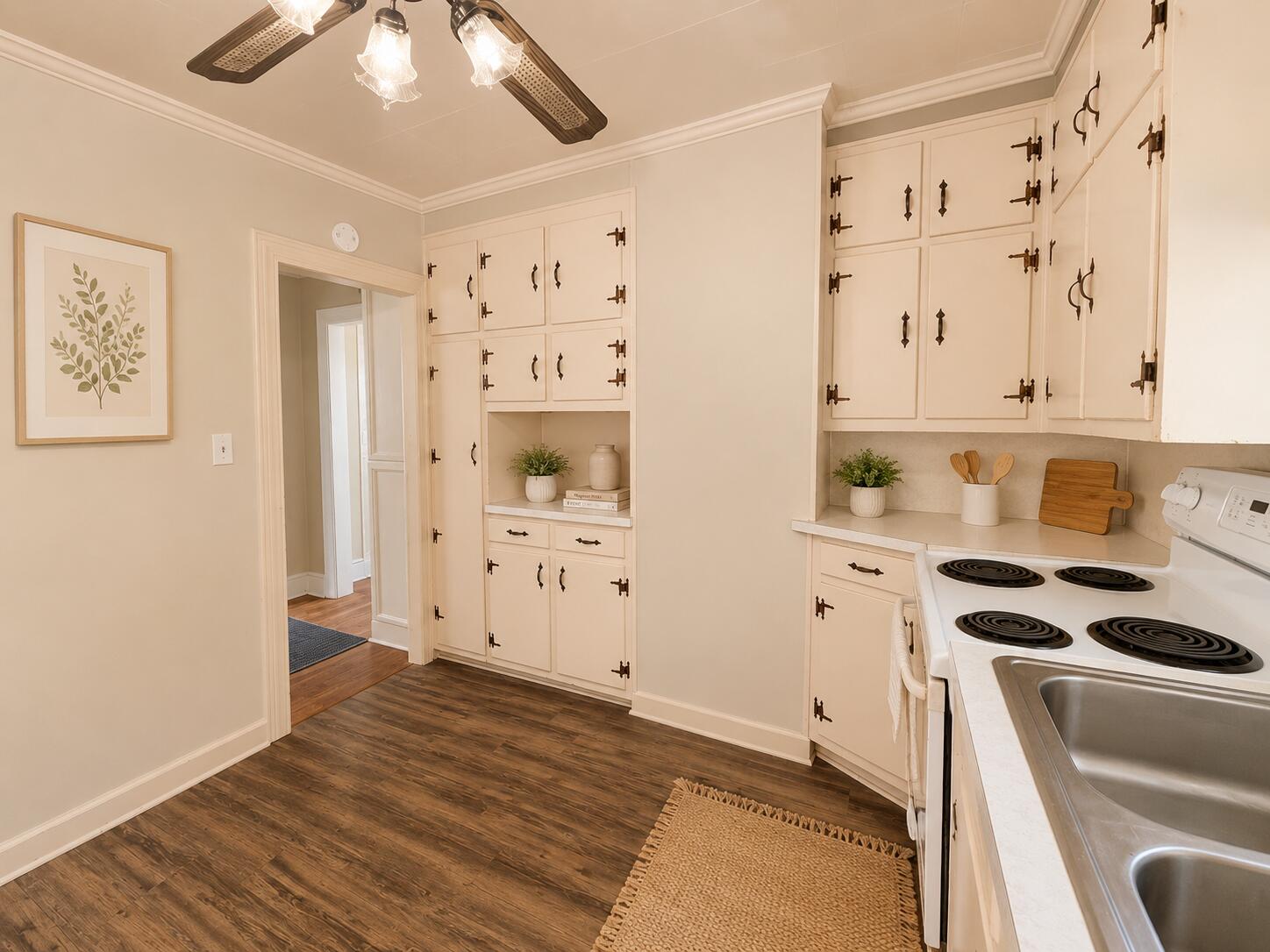 931 Myrtle Road Martinsville, VA 24112 - Photo 16 of 26 kitchen 3 virtually staged